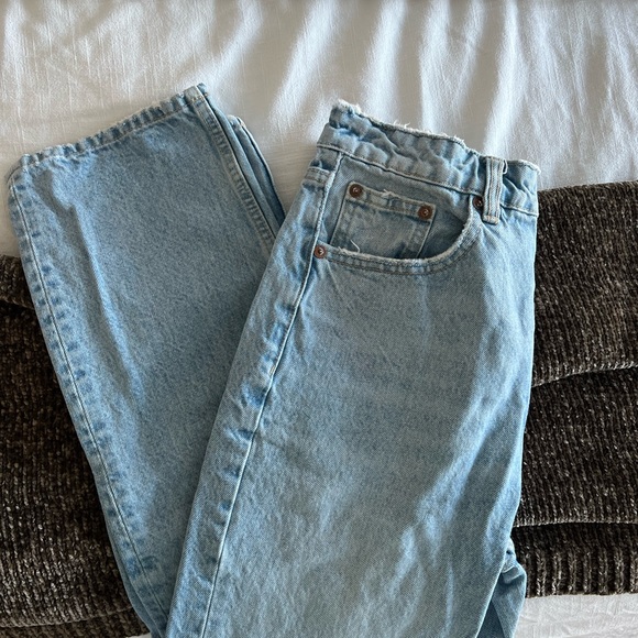 Zara High Waisted Jeans - Straight Fit - Picture 1 of 4